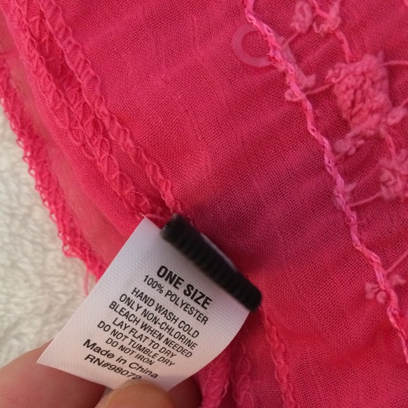 Electric pink scarf! 💕 - Picture 3 of 4